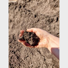 Harpet muldjord - finsorteret 